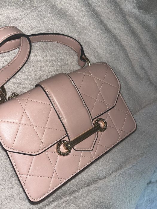 Розова чанта нова