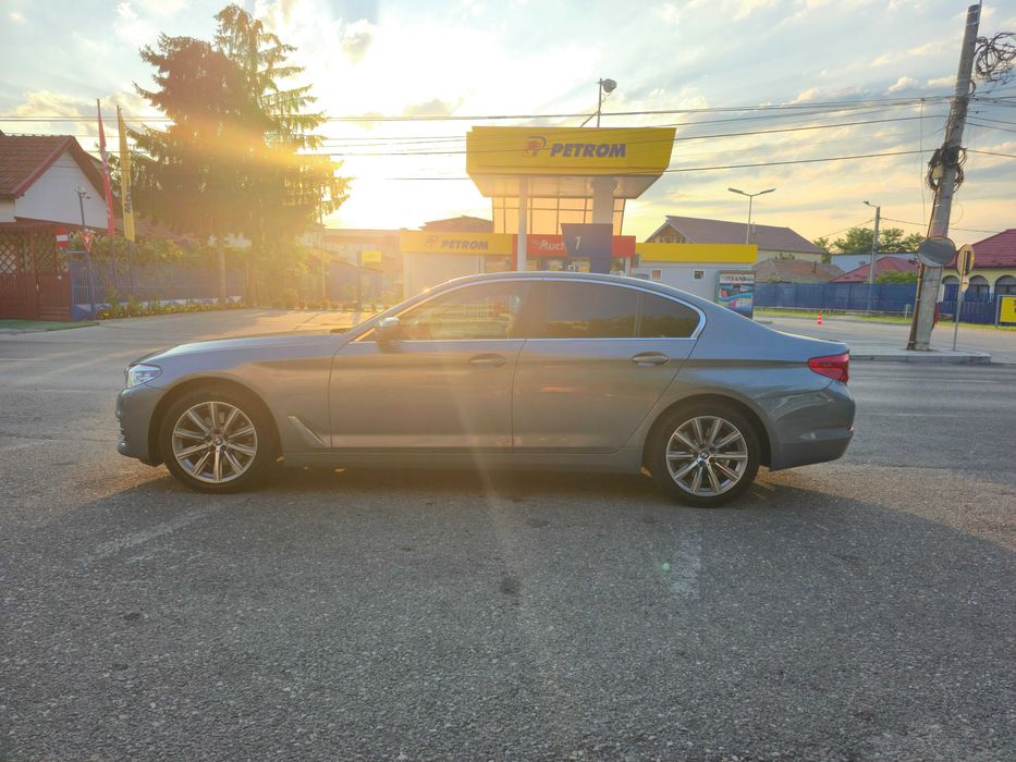 BMW G30 518d 2019
