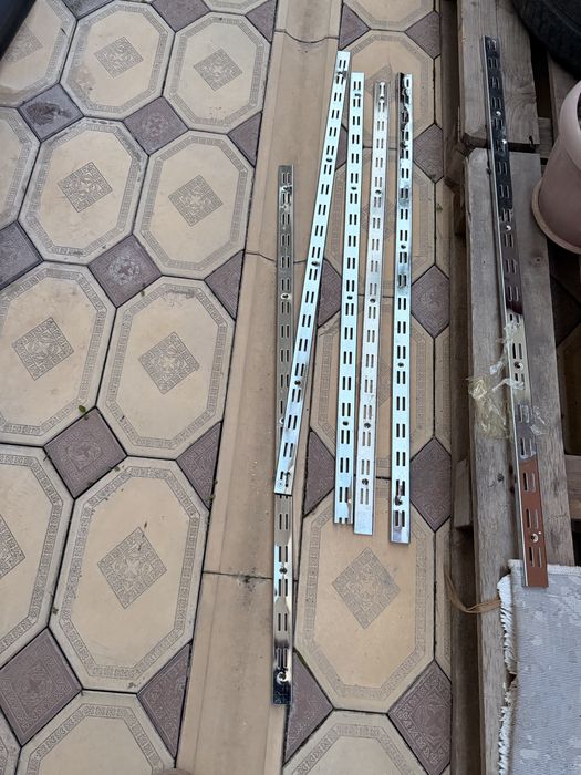 Продаю кронштейны для магазины одежды