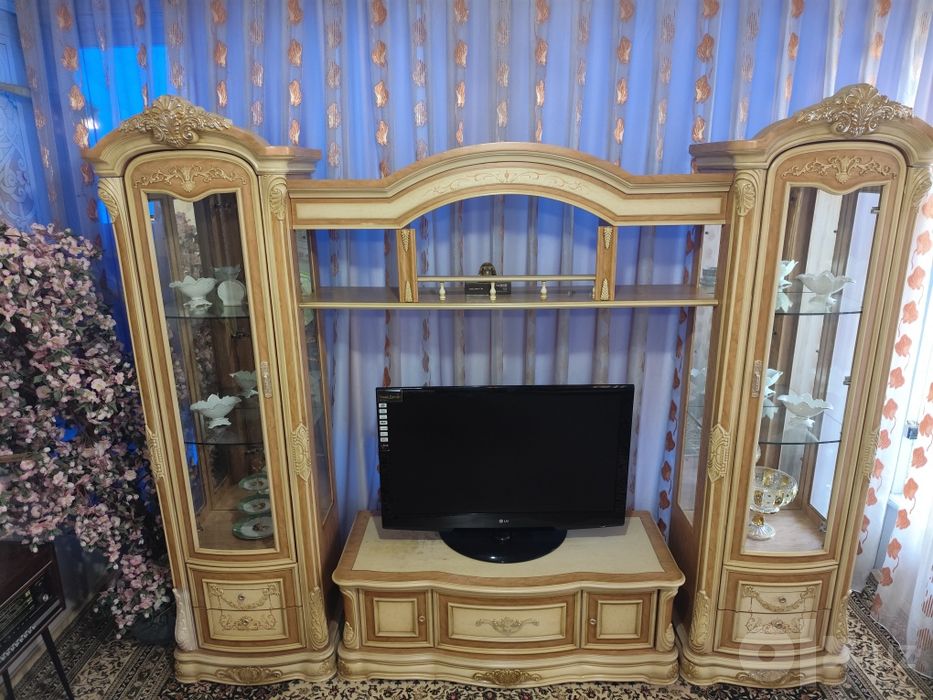 Сервант Оргинал 499 $ срочно сотилади