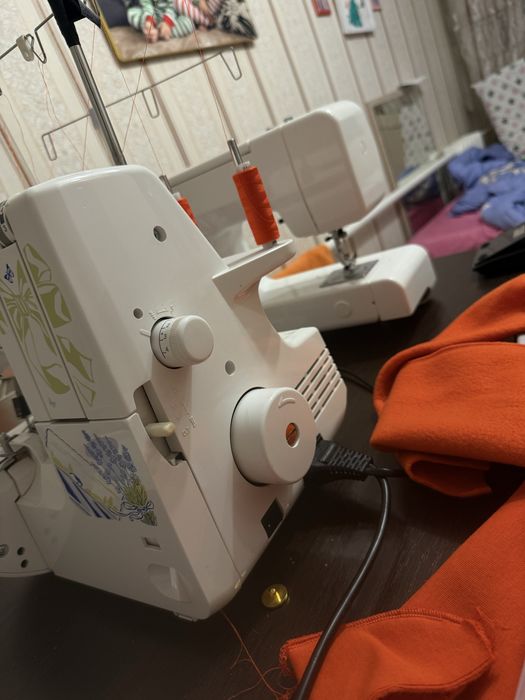 Продам оверлок Jaguar 935D