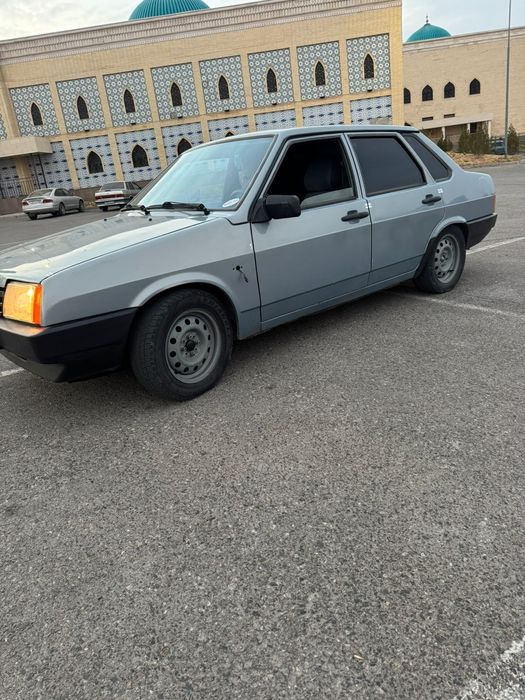 Машина ваз 2199 продается