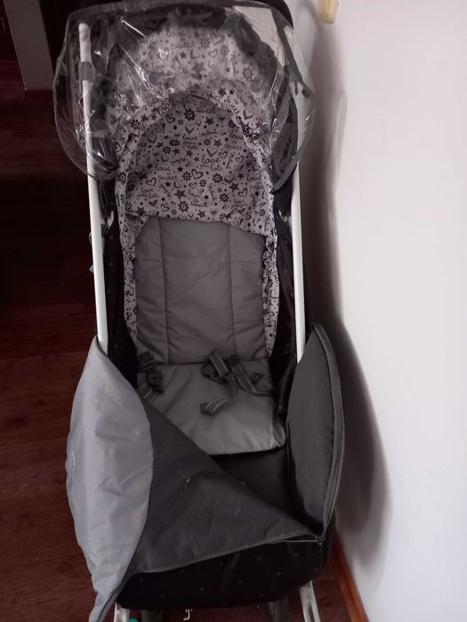 Зимняя детская коляска