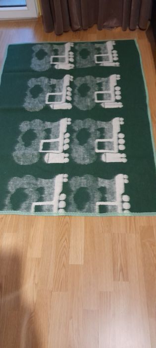 Одеяло вълна и ПАН; поларени; конци, ресни