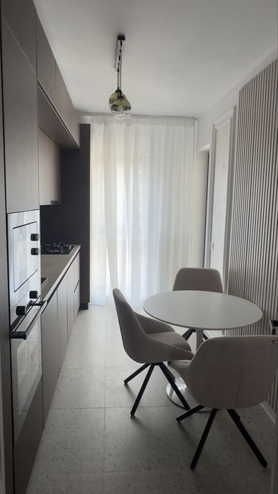 Închiriez apartament 2 camere Exigent Plaza, etaj 7, mobilat/utilat complet