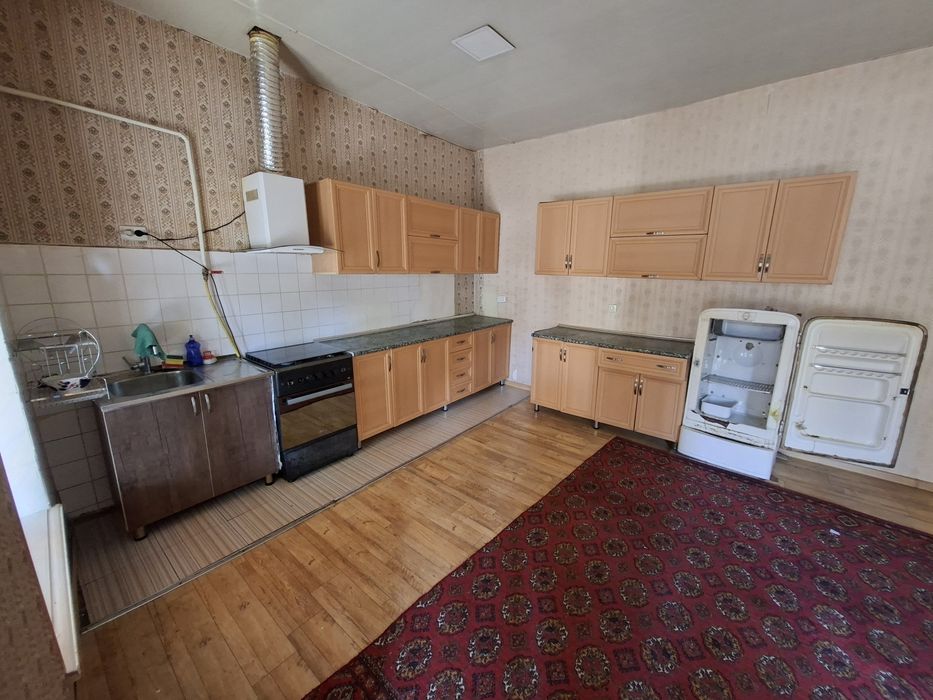 Сдается в аренду на алмазарском район корасарой кучаси файзи баланд 1