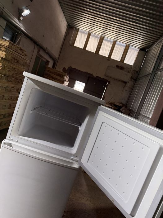 Продам Холодильник (б/у)