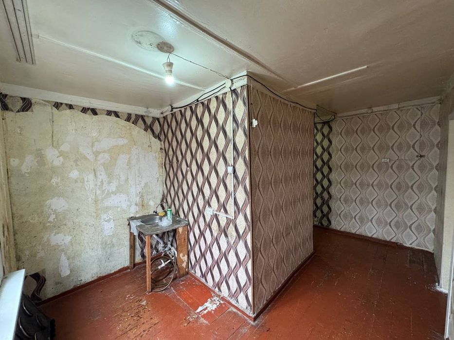 Продам 1/1/2 Спутник -8 без ремонта. Гунча