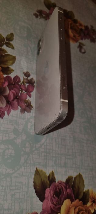 Айфон 12 телефон