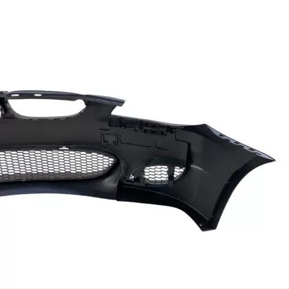 Предна M5 броня за БМВ BMW E60 / E61

Изработена от висококачест