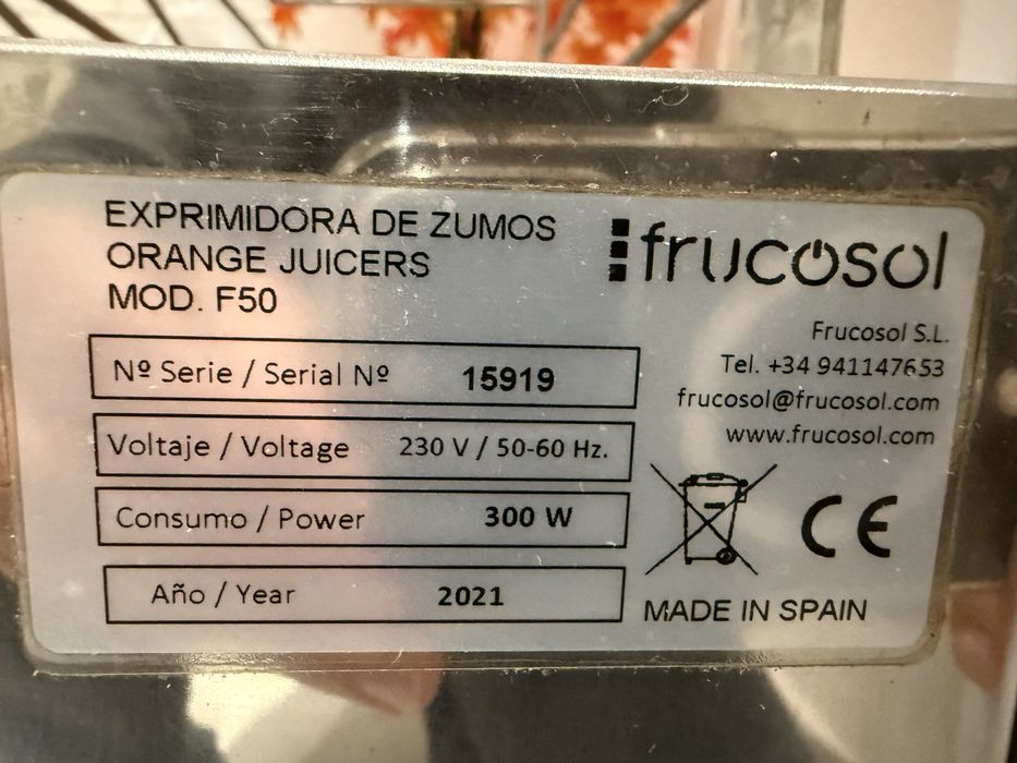 Професионална фреш машина Frucosol