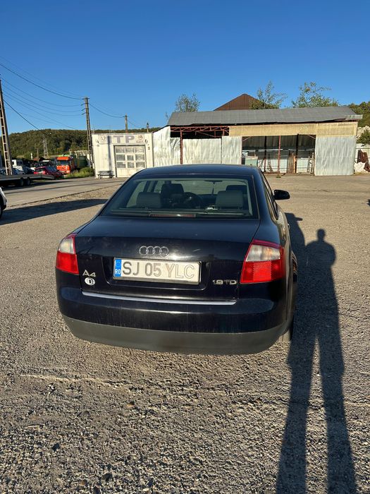 AUDI A4 2001 — imagine 4