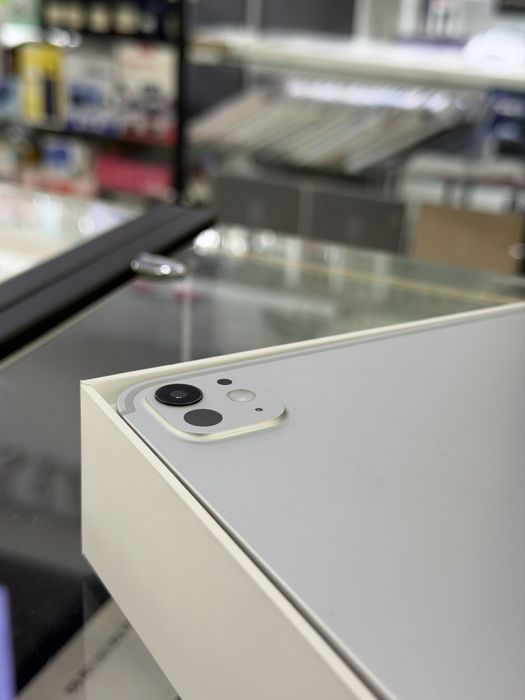 Айпад Про 11 М4 256gb 100%