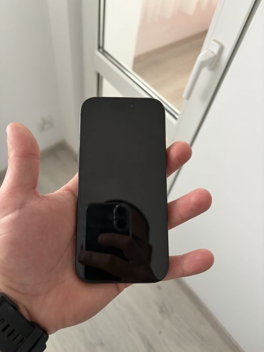 Продава се Iphone 16 Pro