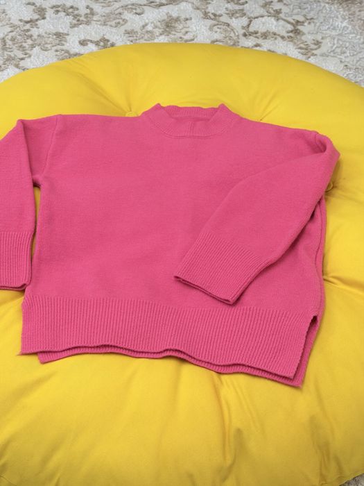 Женский свитер……