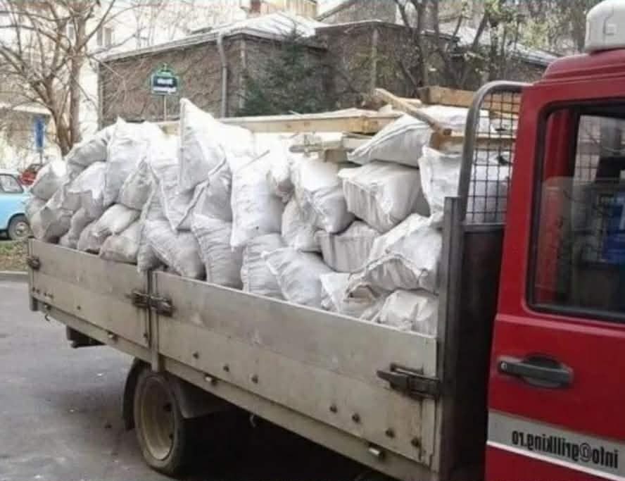 Servici debarasari  si evacuare moloz