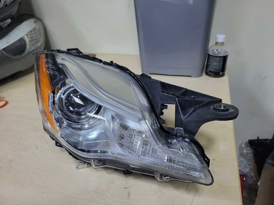 Десен фар Maserati Quattroporte desen far мазерати куатропорте