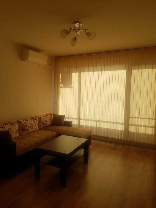 Дава се под наем Двустаен апартамент в София, Банишора - 60 кв.м за 350 € - Снимка #1