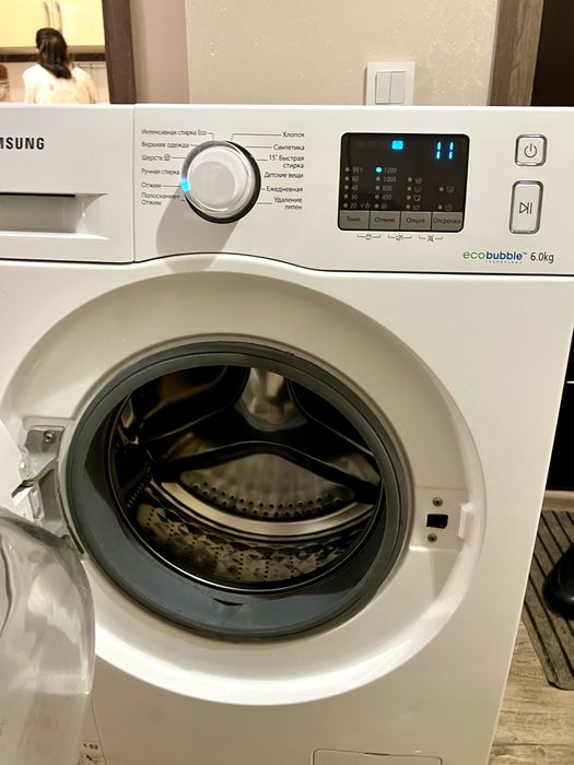 Продам Стиральную Машину Samsung