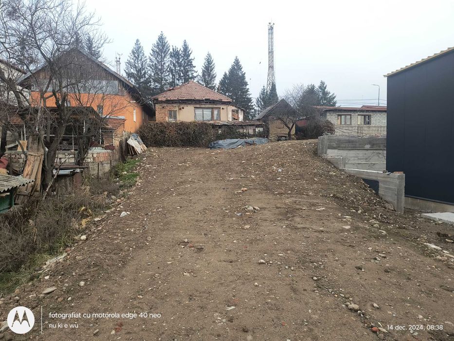 Vânzare-schimb teren  pe calea Bucuresti + anexa gospodărească de 30 m² - Vedere 4