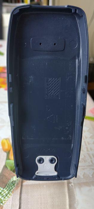 Нокия 3310 с чисто нова батерия и зарядно.