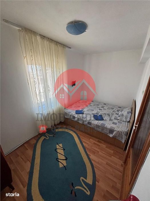 Apartament 2 camere de vanzare, zona Neptun – etaj 4, 38 mp