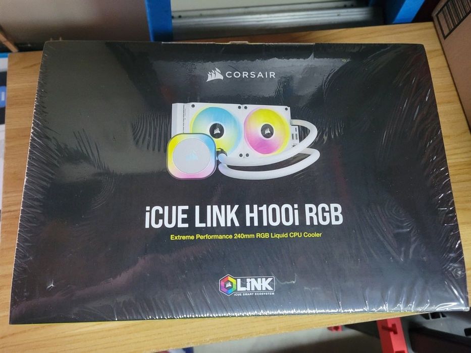 Cooler procesor Racire cu apa, CORSAIR, iCUE LINK H100i LCD AIO, 240mm, pentru CPU,sigilat