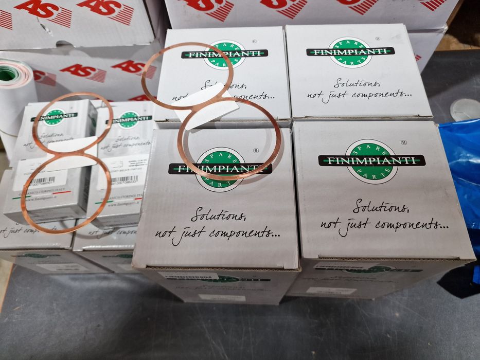 Set motor tractor fiat 312 fiat 315 pe original preț original