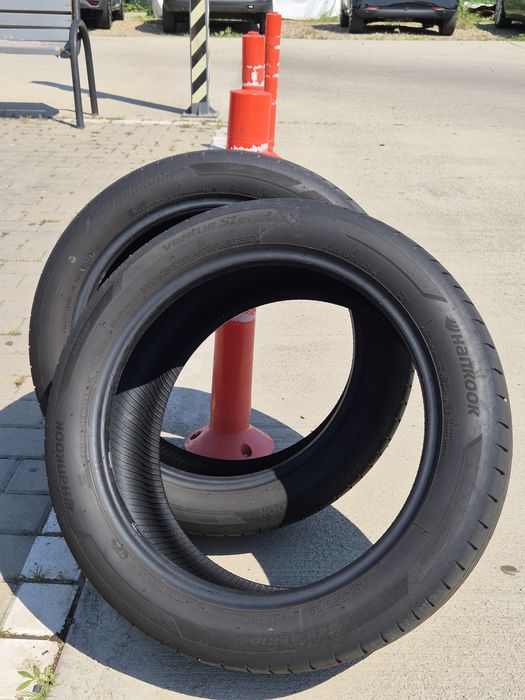 Anvelope vara 245/45/r18 HANKOOK Ventus S1 Evo 3 Steluta BMW DOT 2024
2 Buc