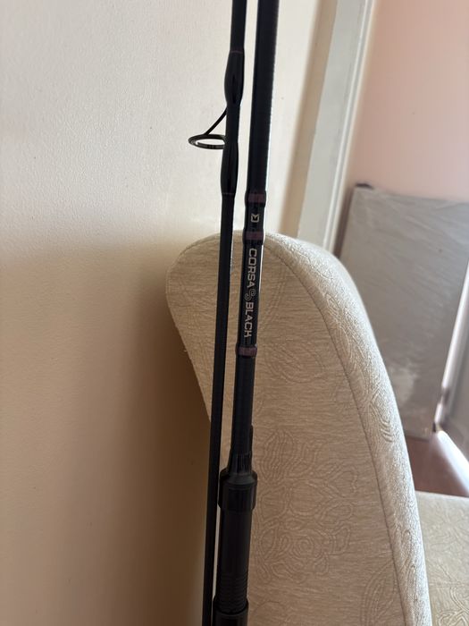Шаранджийска въдица delphin corsa black 3.25lb дължина 3.60