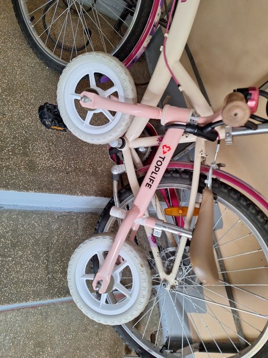 Bicicleta de echilibru fetita