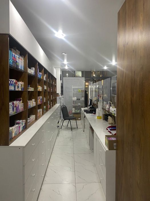 Готовая мебель для аптеки с лицензией