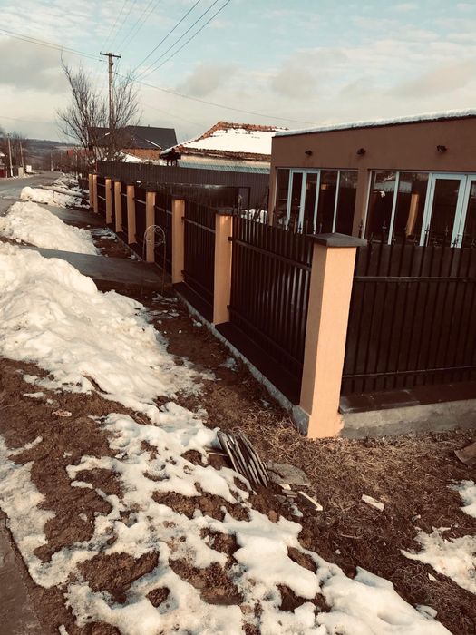 Vand constructie pentru magazin/casa