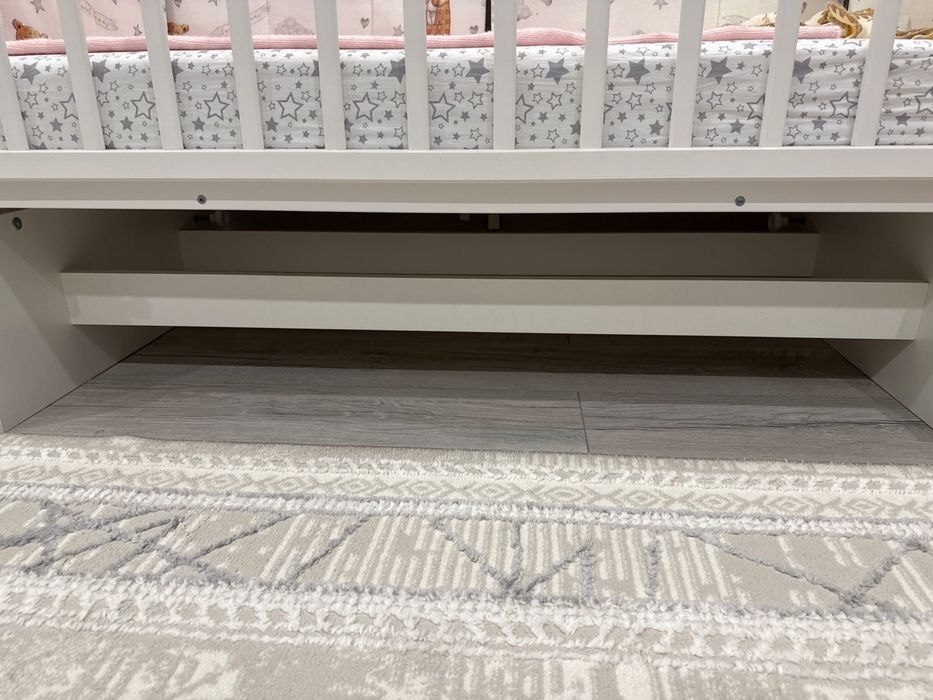 Продам детскую кроватку