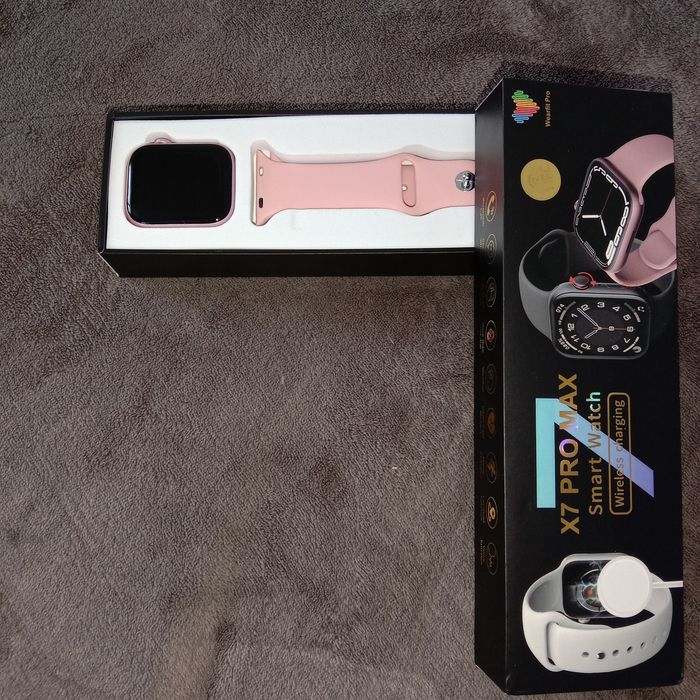 Продам smart watch(wireless charging) x7 pro max