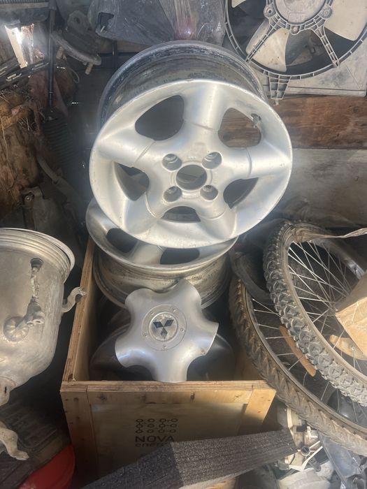 Авто разбор митсубиси каризма