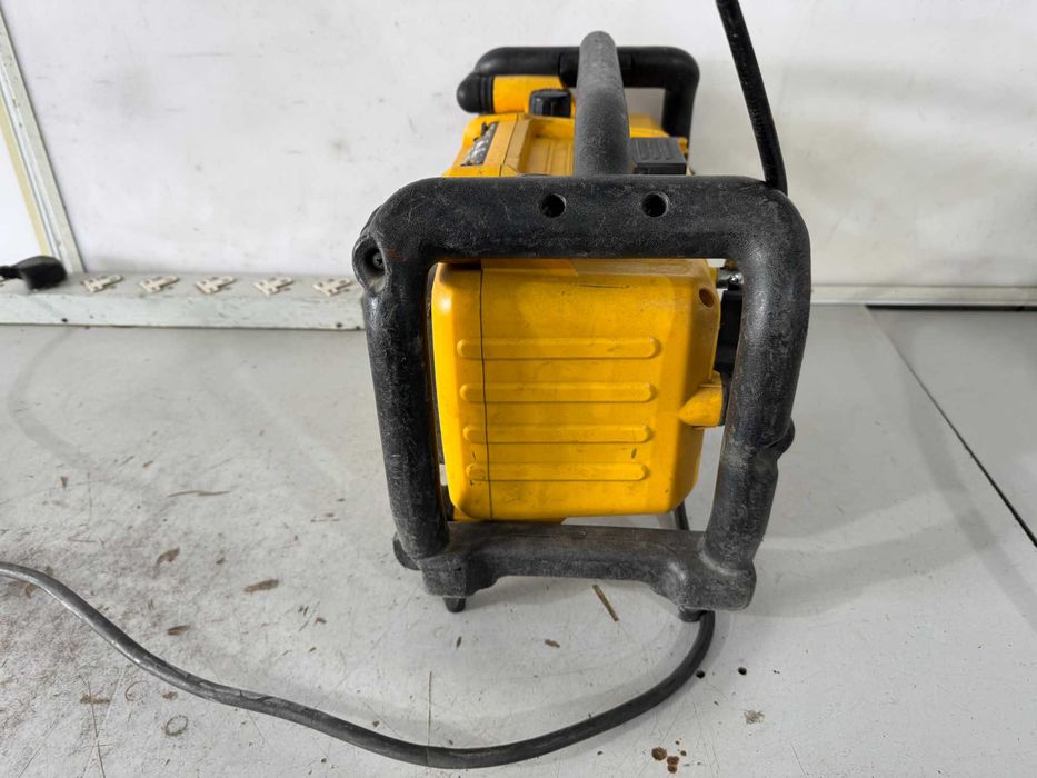 Радио - Dewalt DC013