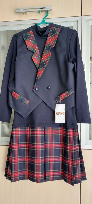 Школьная форма на девочку 8-10 лет