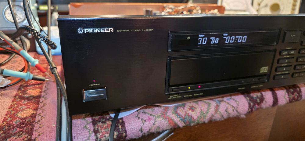Pioneer pd 9300 cd player