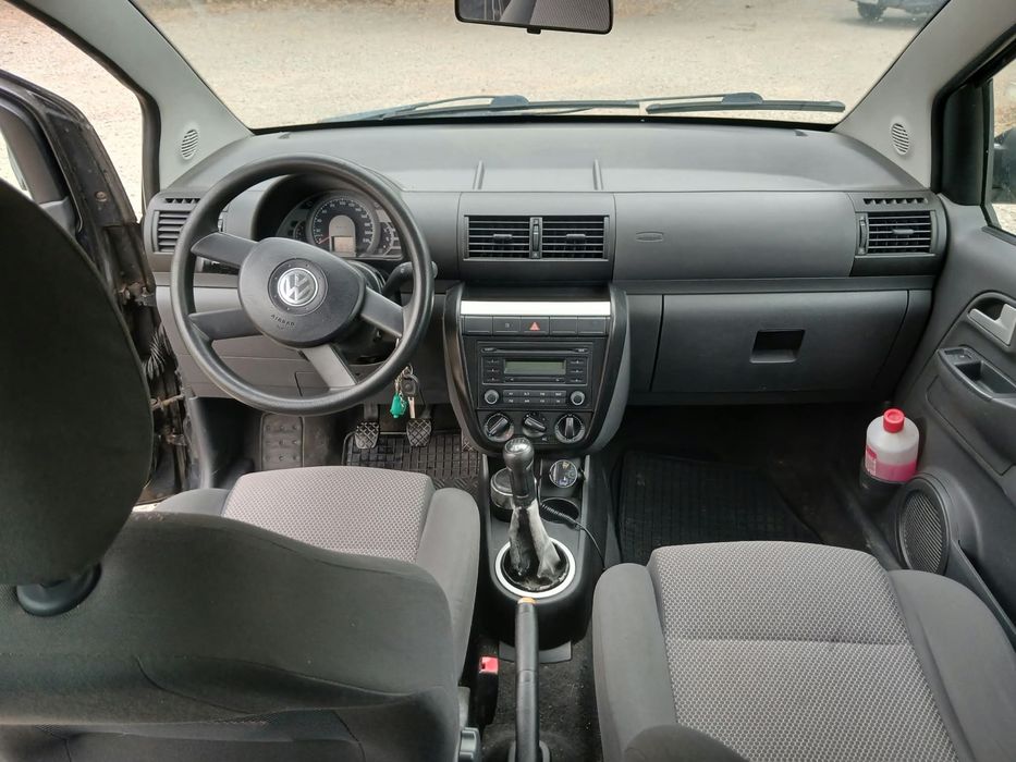 Vand Volkswagen Fox 1.4 Benzina