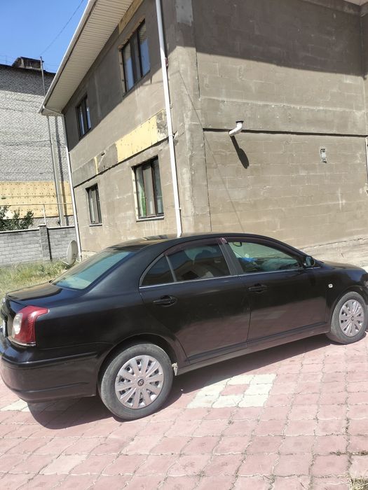 Продаётся toyota avensis