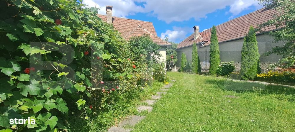Casa cu gradina la rau, 120 mp, sat Berivoi – Centru