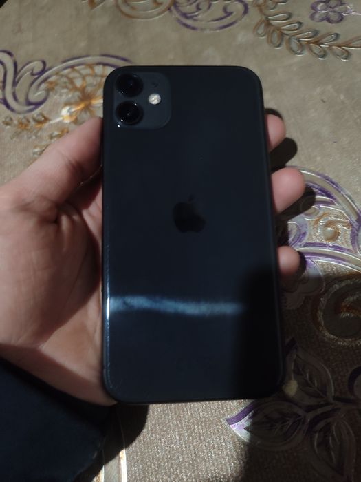 iPhone 11. 128GB