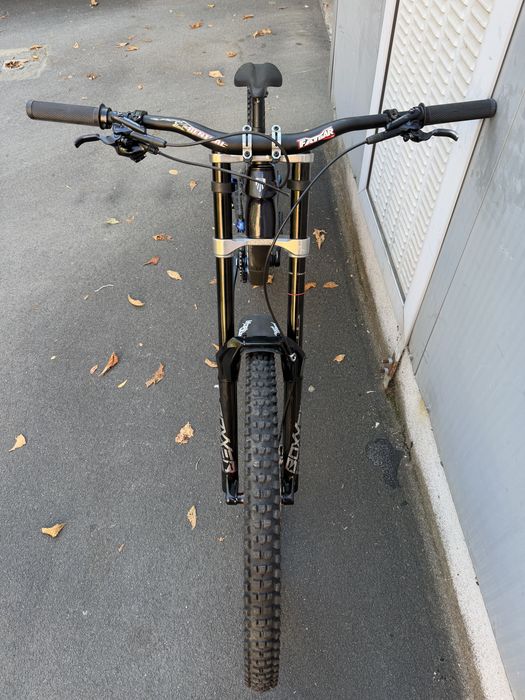 Trek Session 9 2025 R3