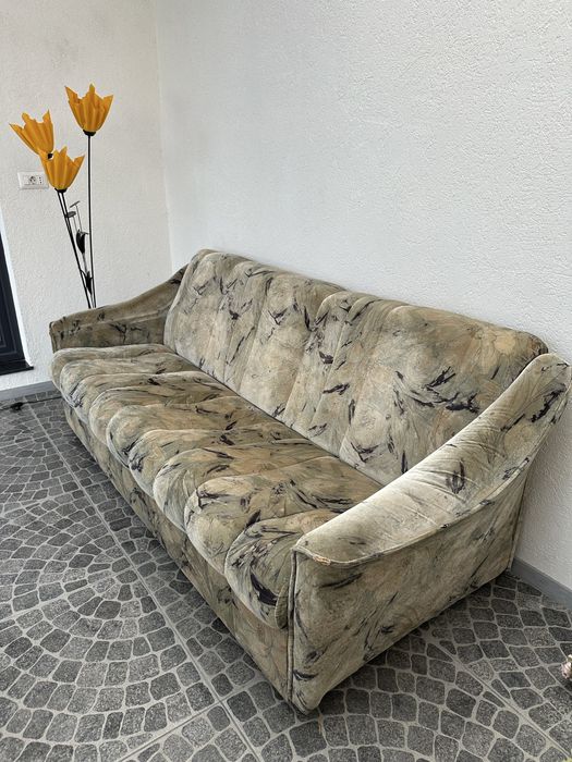 Canapea 3 persoane extensibila, predare in Radauti,Sv