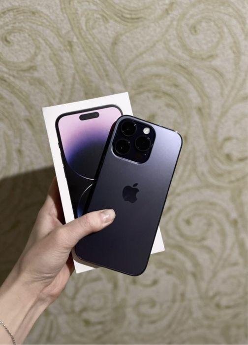 Продам айфон 14 про