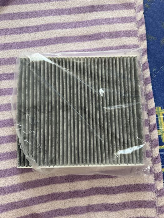 Filtru habitaclu , carbon activ