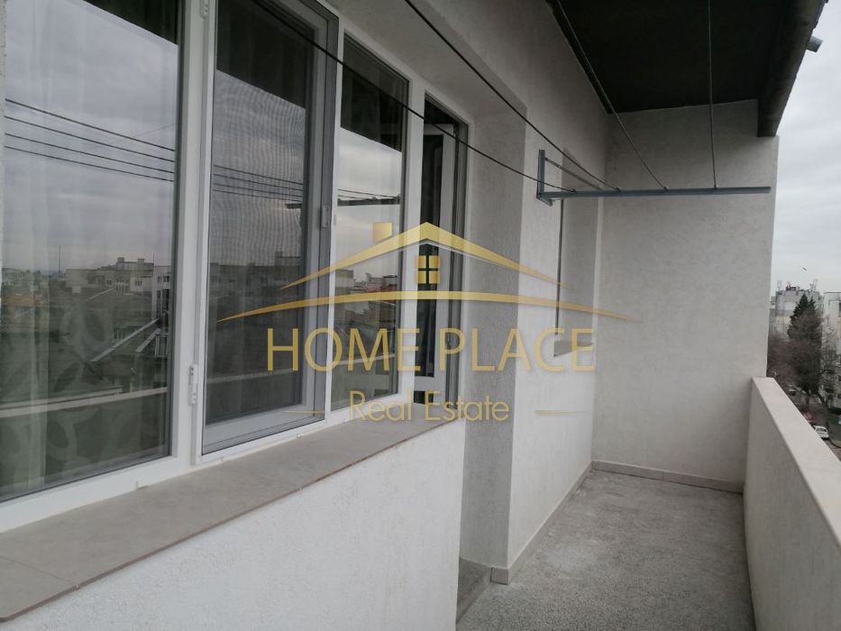 Тристаен апартамент, тухла, старо строителство – след основен ремонт,