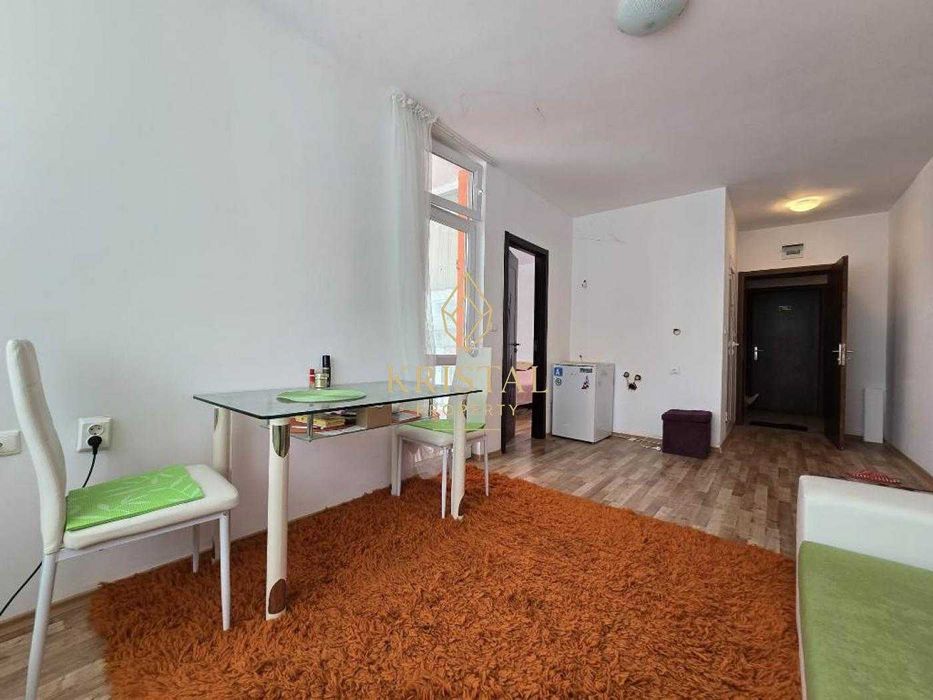 Продава се Двустаен апартамент в к.к. Слънчев бряг - 42 кв.м за 1500 €/кв.м - Снимка #3