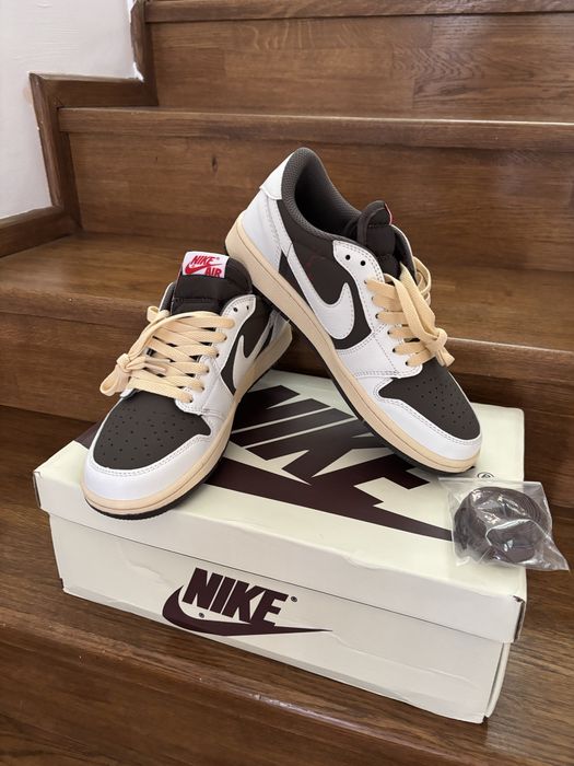 nike travis scott